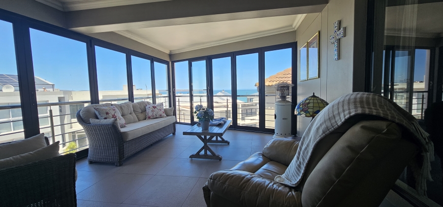 4 Bedroom Property for Sale in Calypso Beach Western Cape